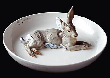 bowl_with_rabbit